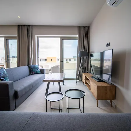 Grand House - Center - Sleeps 6 Holiday home