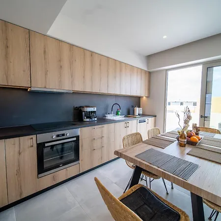 Holiday home Grand House - Center - Sleeps 6 *