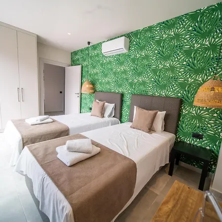 Holiday home Grand House - Center - Sleeps 6 *