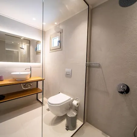 Grand House - Center - Sleeps 6 Holiday home *