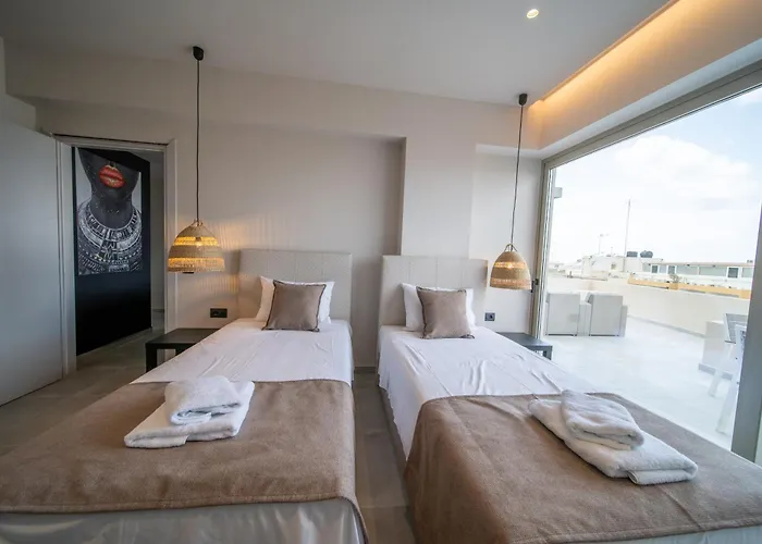 Grand House - Private Outdoor Jacuzzi - Sleeps 6 Dom wakacyjny *